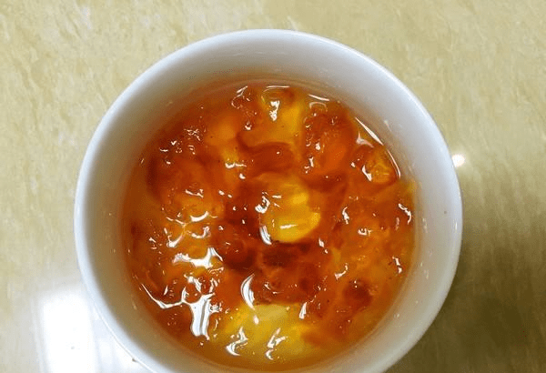 
桃胶到底是什么？吃了有什么利益？桃胶要怎样做吃起来才最鲜味？|开云电竞(图3)