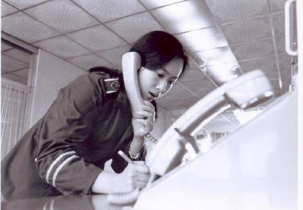 
35年来广州110受理报警求助过亿宗 每分钟10个电话打进广州110-开云电竞中国(图2)