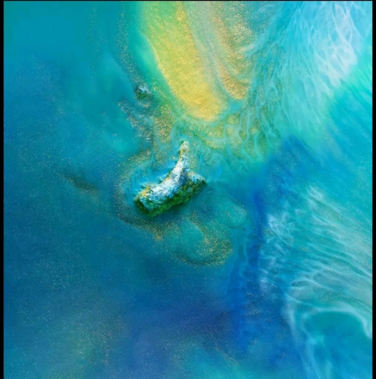 杨采妮被曝与男友明年结婚 回应:可能随时嫁人:开云电竞官方网站(图2) 开云电竞