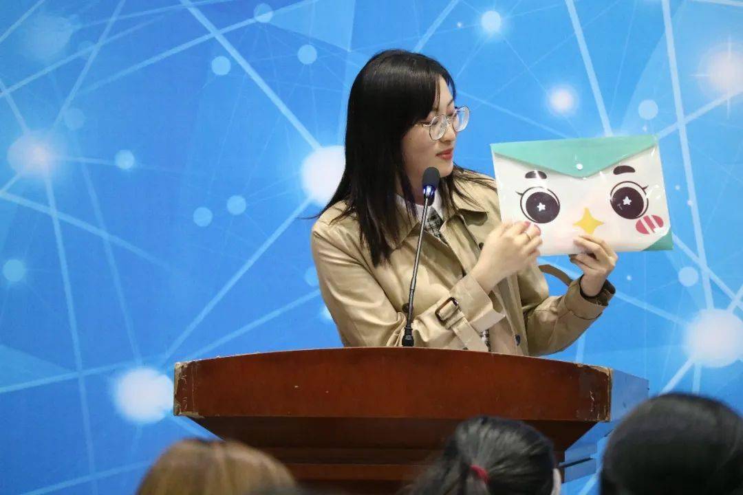 “开云电竞中国”
学校举行新媒体同盟揭牌暨立信通讯社建立仪式(图5) “开云电竞中国”
学校举行新媒体同盟揭牌暨立信通讯社建立仪式(图5)